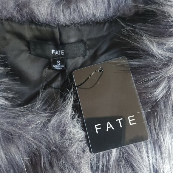 FATE The Label Faux Fur Vest Small NWT - Picture 7 of 8